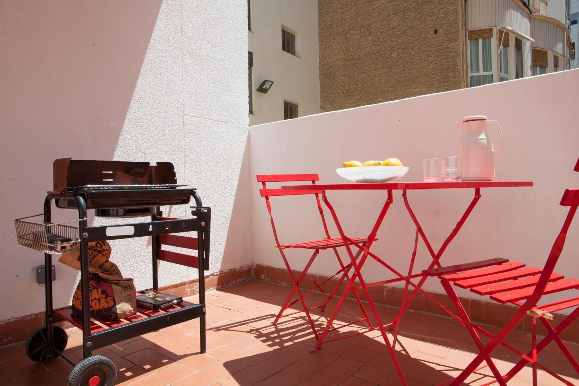 Singular Apartments Jorge Juan Valencia Bilik gambar