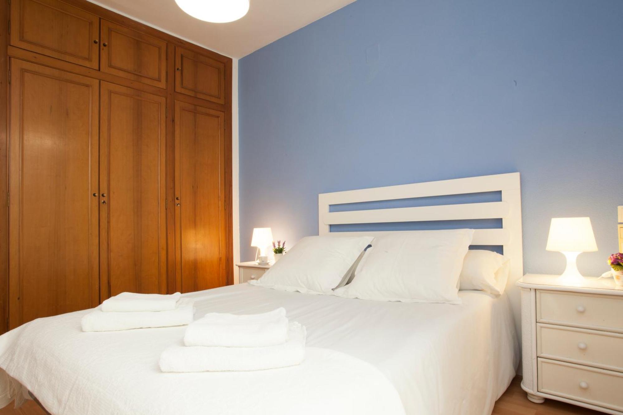 Singular Apartments Jorge Juan Valencia Bilik gambar